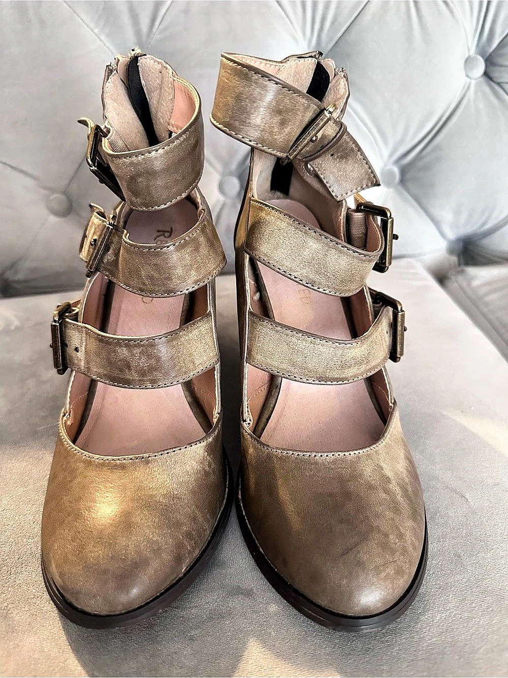 Jessica Simpson Gold Strappy Heels